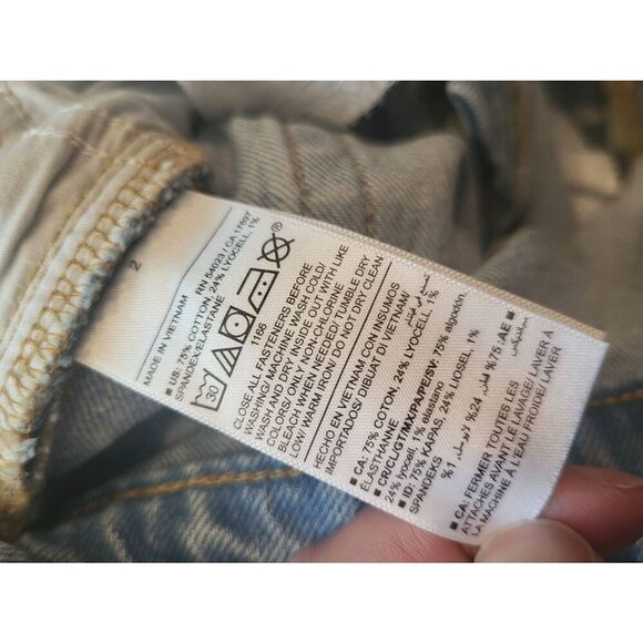 Old Navy Jeans Women's 2 Blue High Rise Sky Hi Wide Leg Distressed Raw Hem - Picture 4 of 4